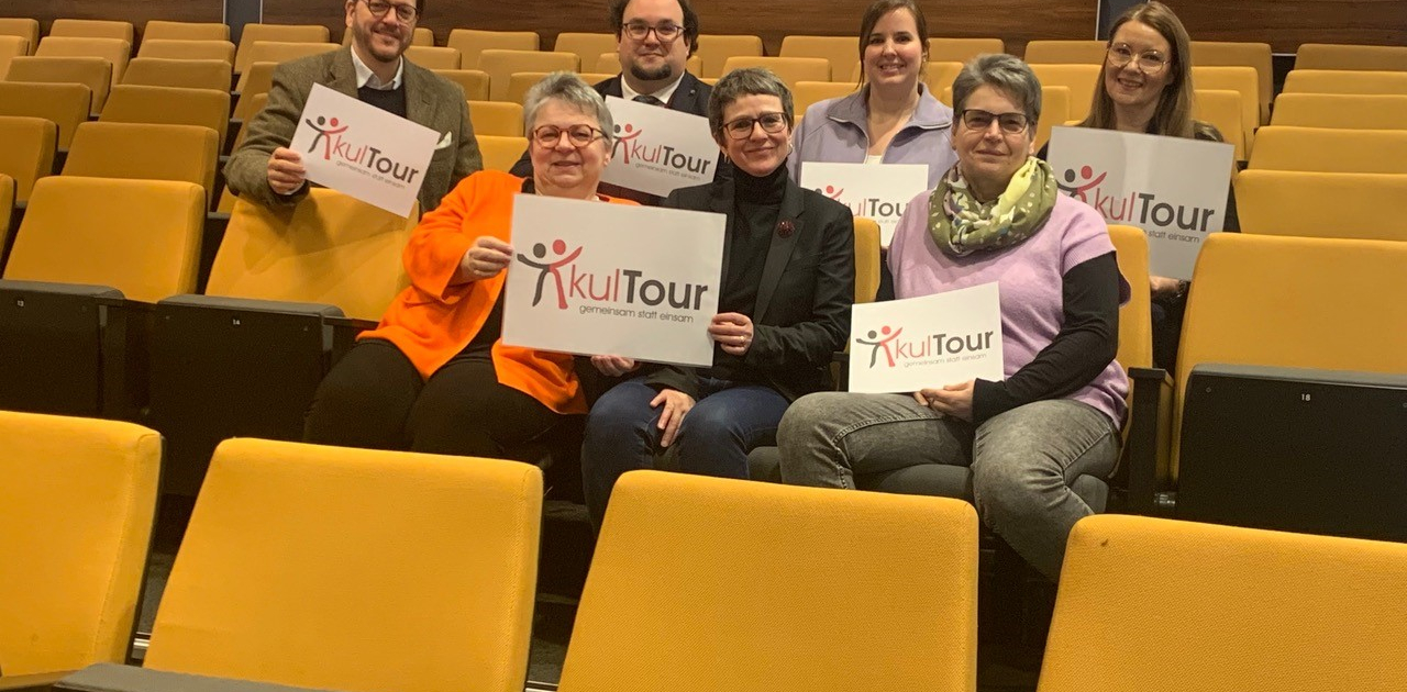 Gruppenbild-Kooperation-KulTour